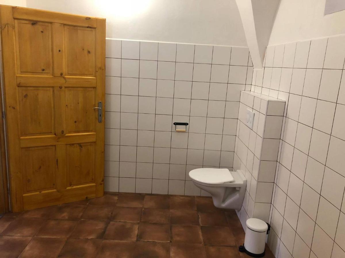 Penzion A Hospoda Na Statku Hluboka nad Vltavou Exterior photo